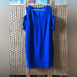 Roz Ali 1 X Dress - flattering fit